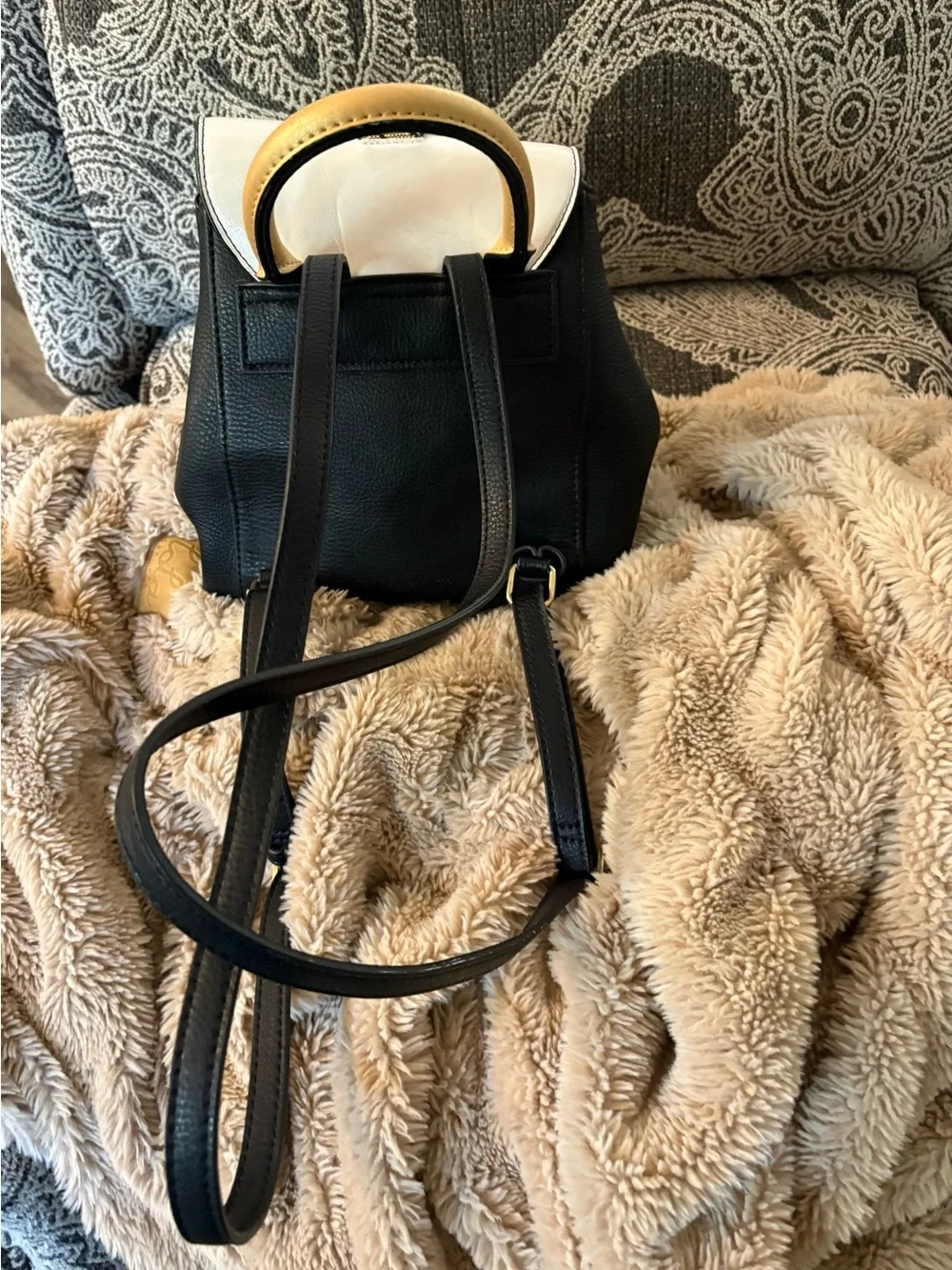 Hufflepuff Black and Gold Mini Backpack Harry Potter mini